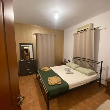 Апартаменты Aegean Breeze *